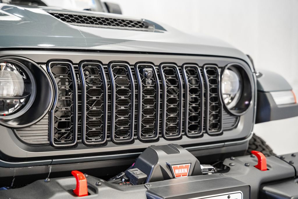 New 2026 Jeep Wrangler Unlimited Rubicon w/ Dual Top Group AWD/4WD image 9