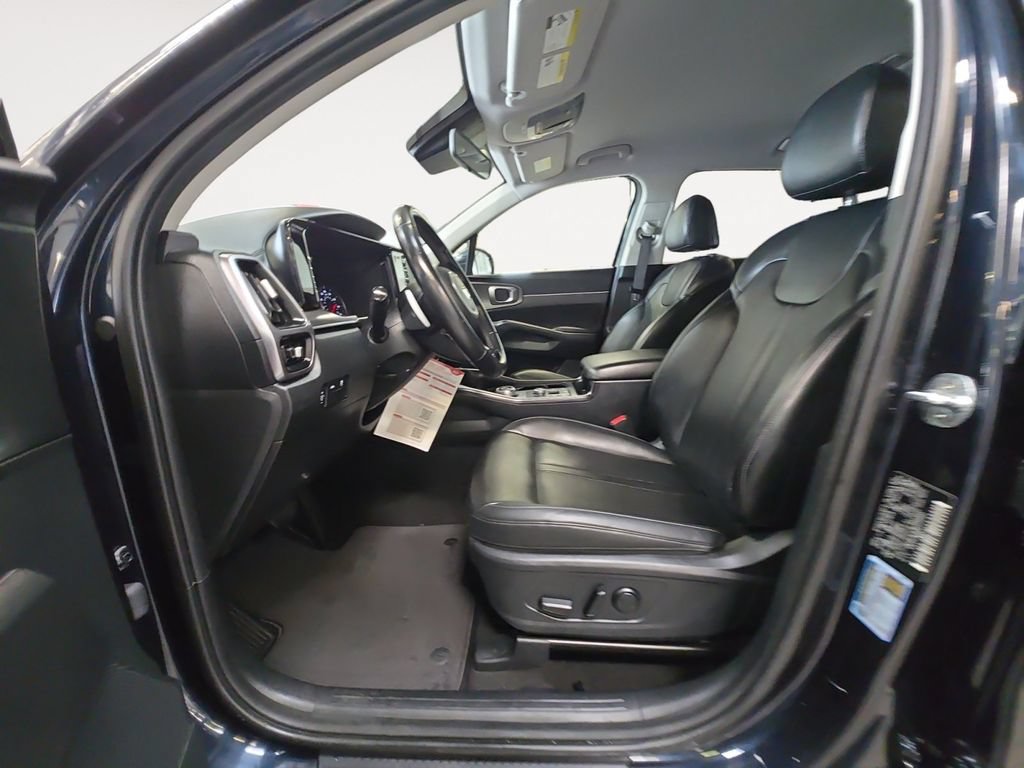 Used 2021 Kia Sorento S FWD image 10