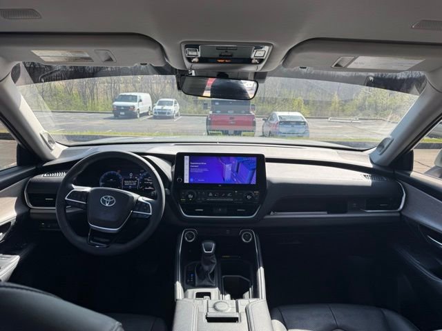 Used 2024 Toyota Grand Highlander Limited image 15