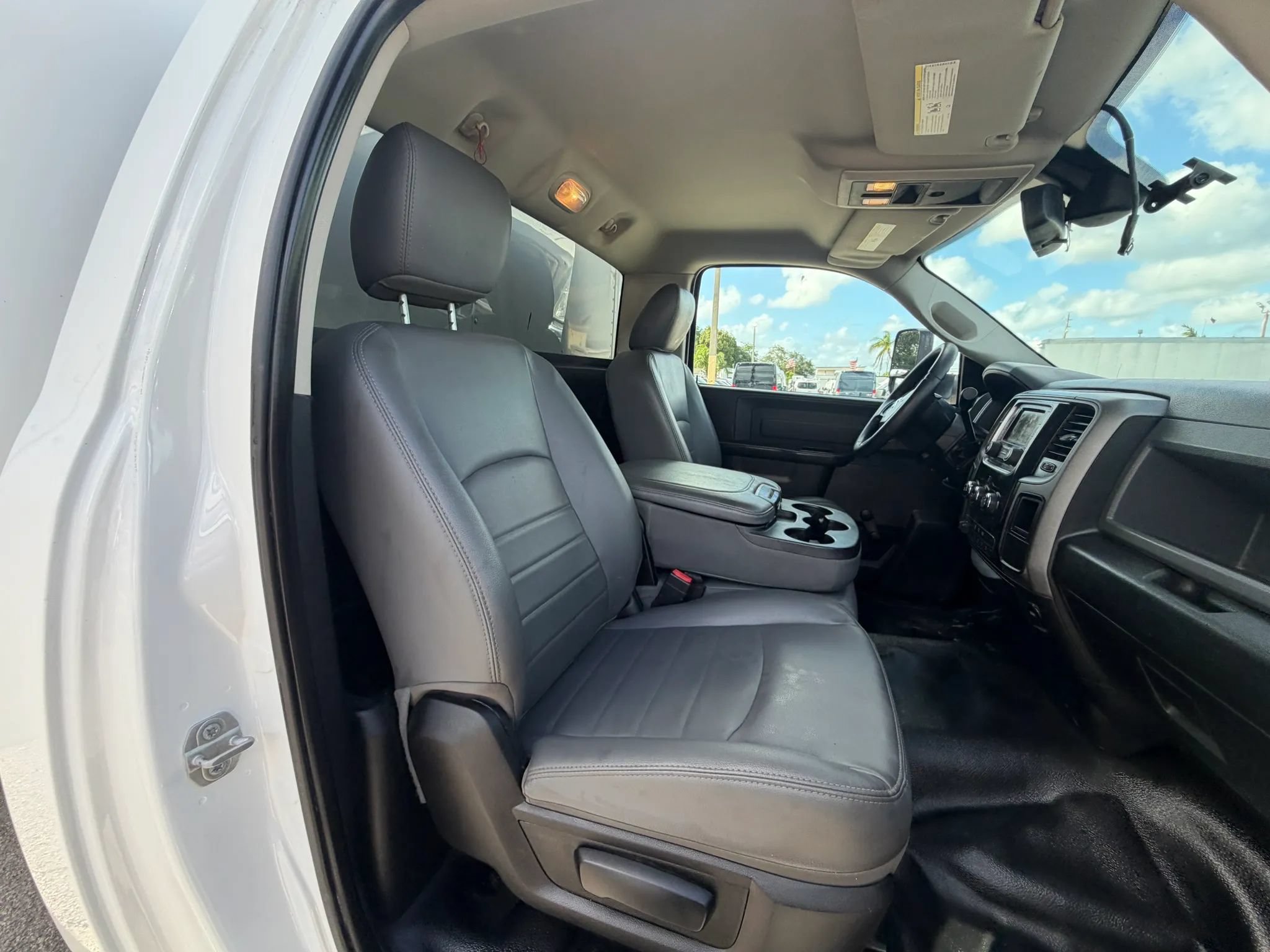 Used 2016 RAM 5500 Tradesman w/ Ambulance Prep Group RWD image 27