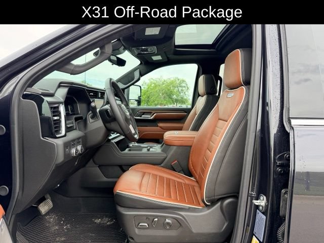 Certified 2024 GMC Sierra 2500 Denali Ultimate w/ Max Trailering Package AWD/4WD image 8