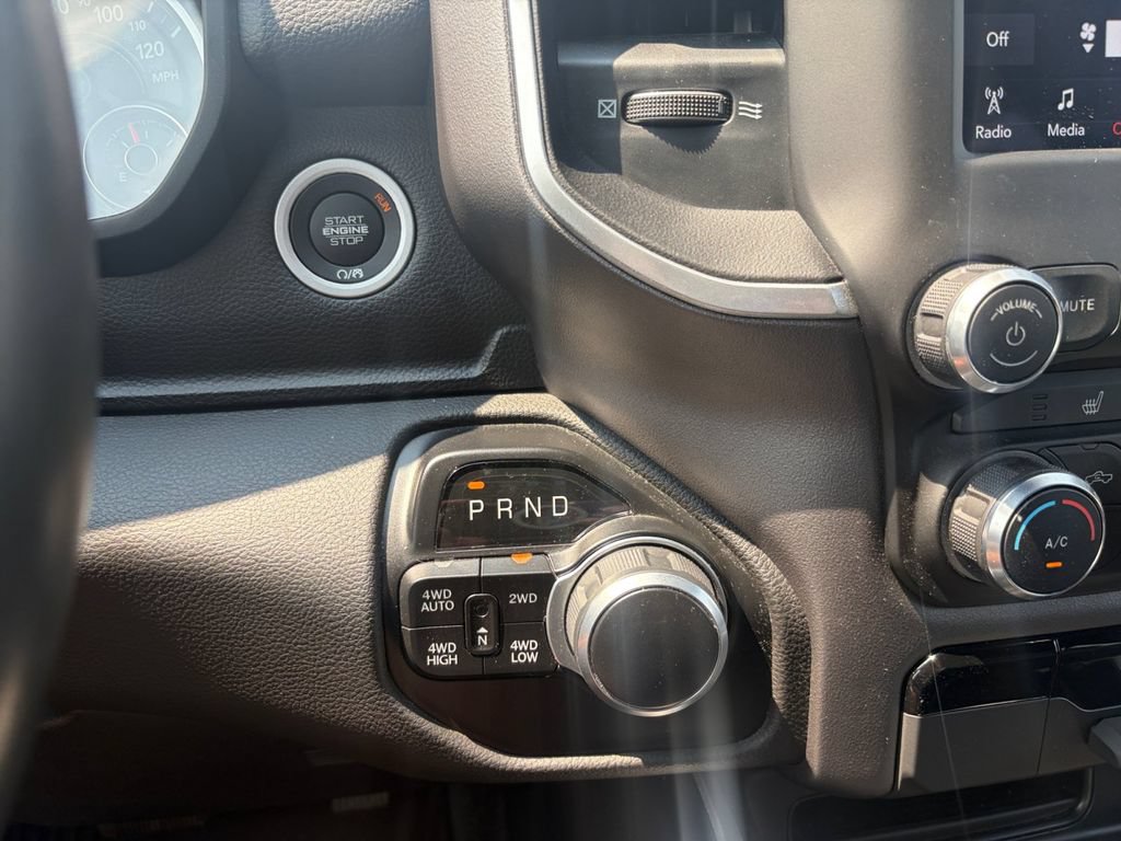 Used 2021 RAM 1500 Big Horn AWD/4WD image 32
