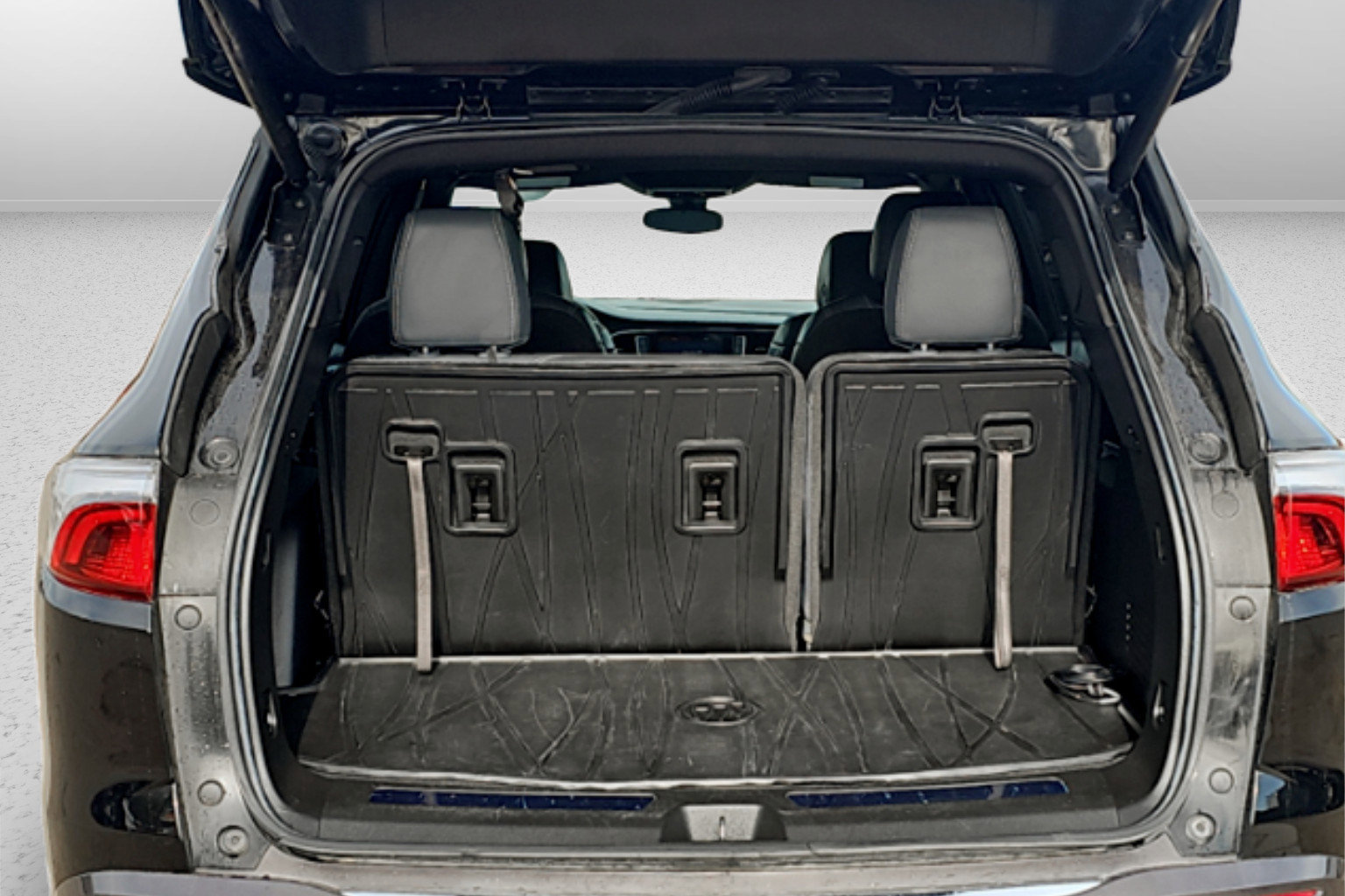 Used 2023 Buick Enclave Essence w/ Experience Buick Package image 19