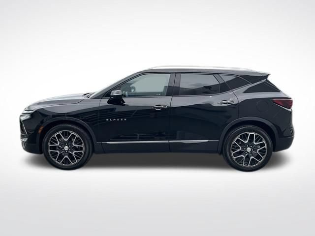 Used 2024 Chevrolet Blazer Premier w/ Driver Confidence II Package AWD/4WD image 13