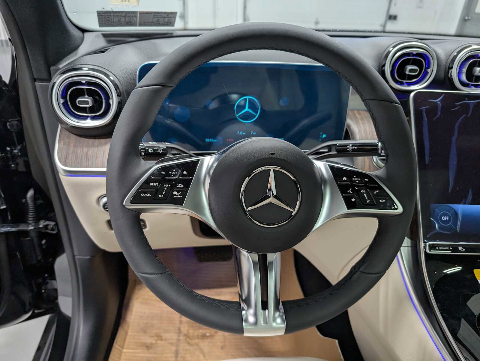 New 2026 Mercedes-Benz GLC 300 GLC 300 image 29