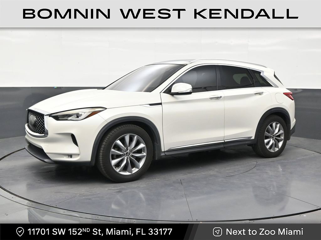 Used 2019 INFINITI QX50 Luxe w/ Navigation Package FWD image 1