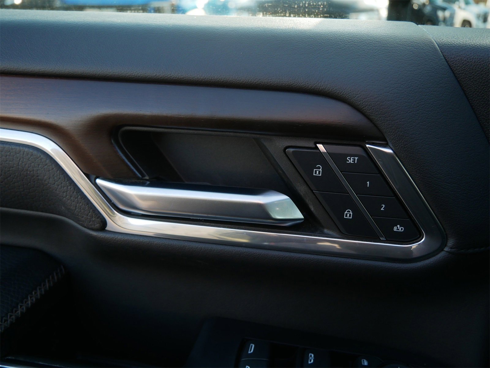 Used 2024 GMC Sierra 2500 Denali w/ Denali Reserve Package image 17