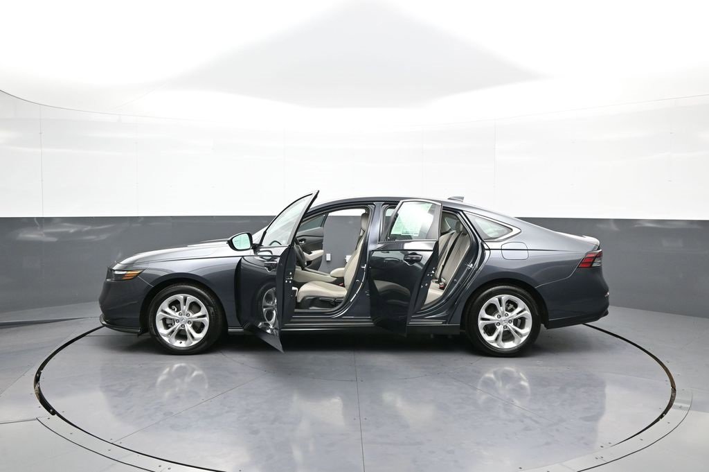 Certified 2023 Honda Accord LX image 42