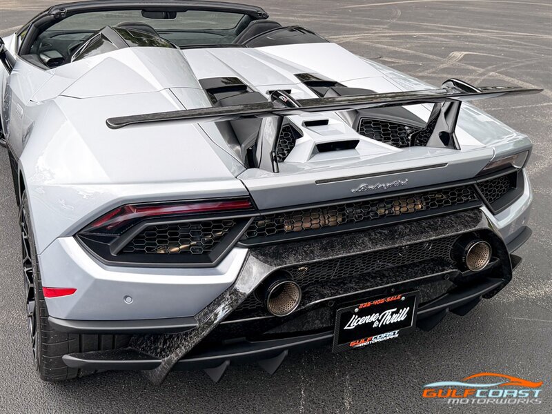 Used 2019 Lamborghini Huracan Performante AWD/4WD image 50