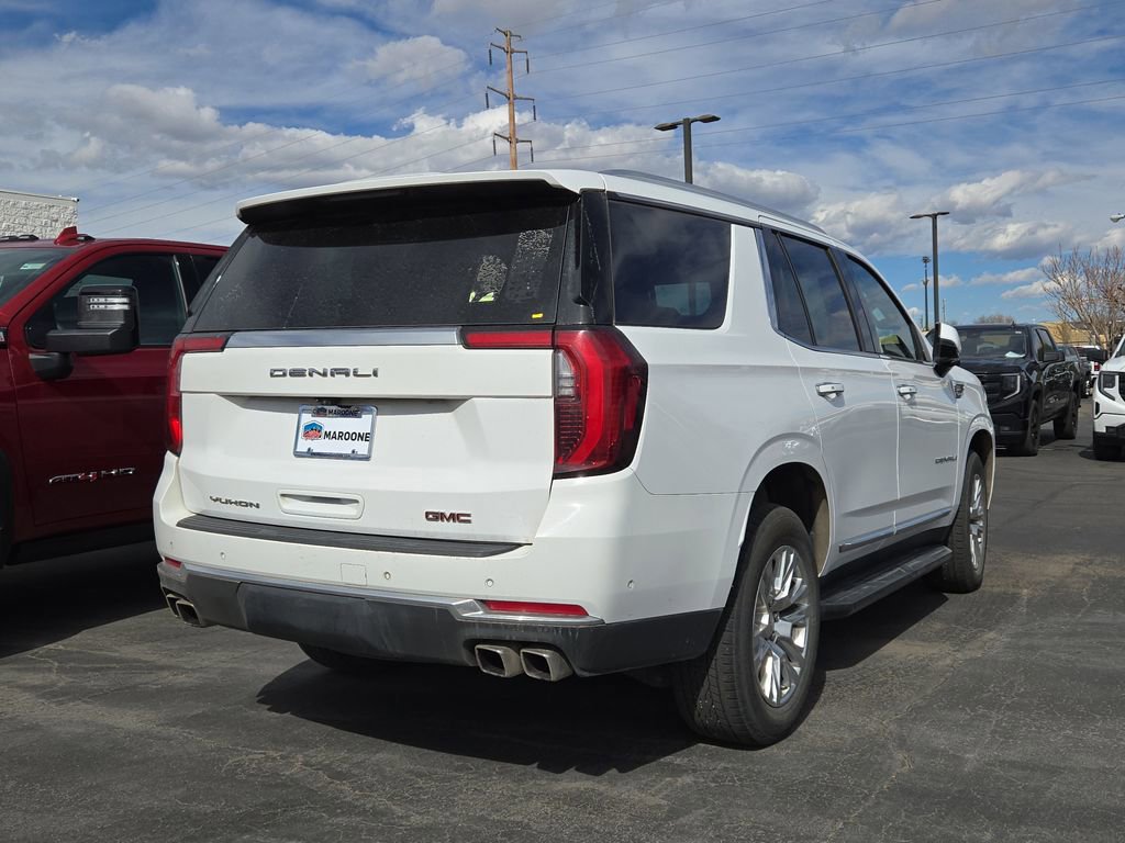 Used 2025 GMC Yukon Denali image 3