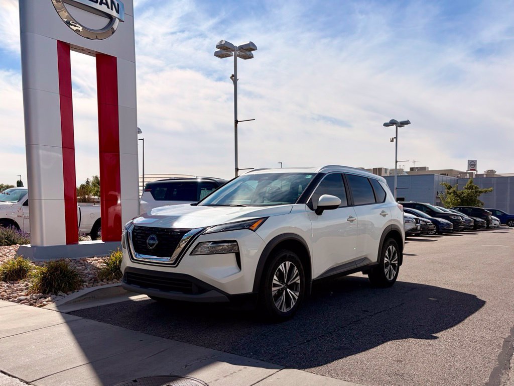 Used 2023 Nissan Rogue SV w/ SV Premium B Package AWD/4WD image 3