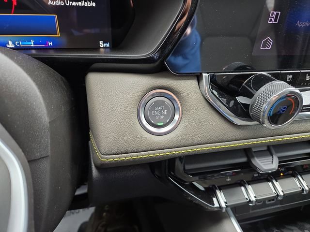 New 2026 Chevrolet Colorado ZR2 w/ Technology Package AWD/4WD image 21
