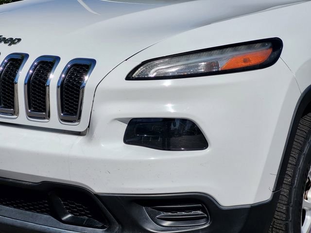 Used 2017 Jeep Cherokee Sport w/ Trailer Tow Group AWD/4WD image 5