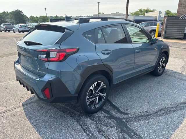 Used 2024 Subaru Crosstrek 2.0i Premium AWD/4WD image 3