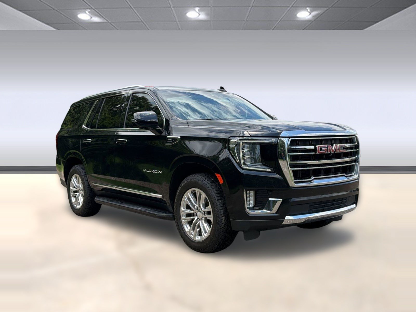 Used 2023 GMC Yukon SLT w/ SLT Luxury Package AWD/4WD image 7