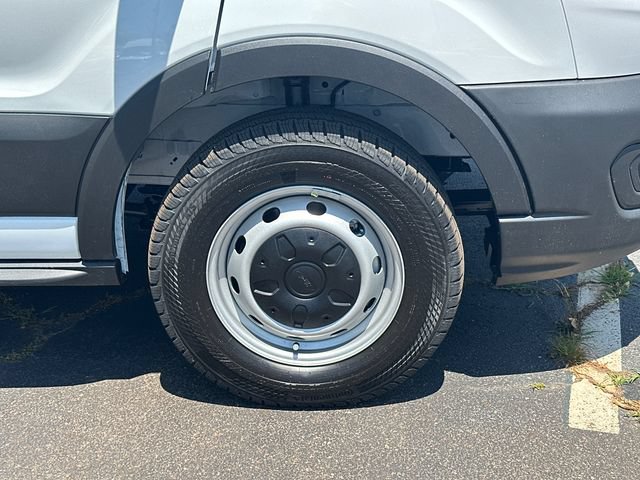 New 2026 Ford Transit 250 148 Medium Roof RWD image 12