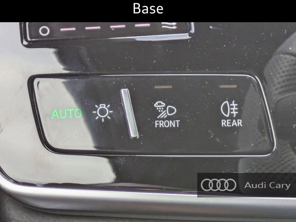 New 2025 Audi S8 image 18
