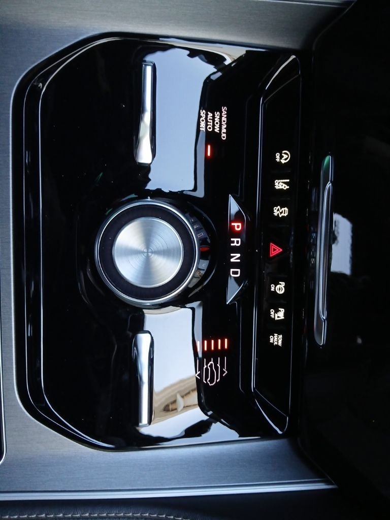 New 2026 Jeep Grand Wagoneer Limited AWD/4WD image 23