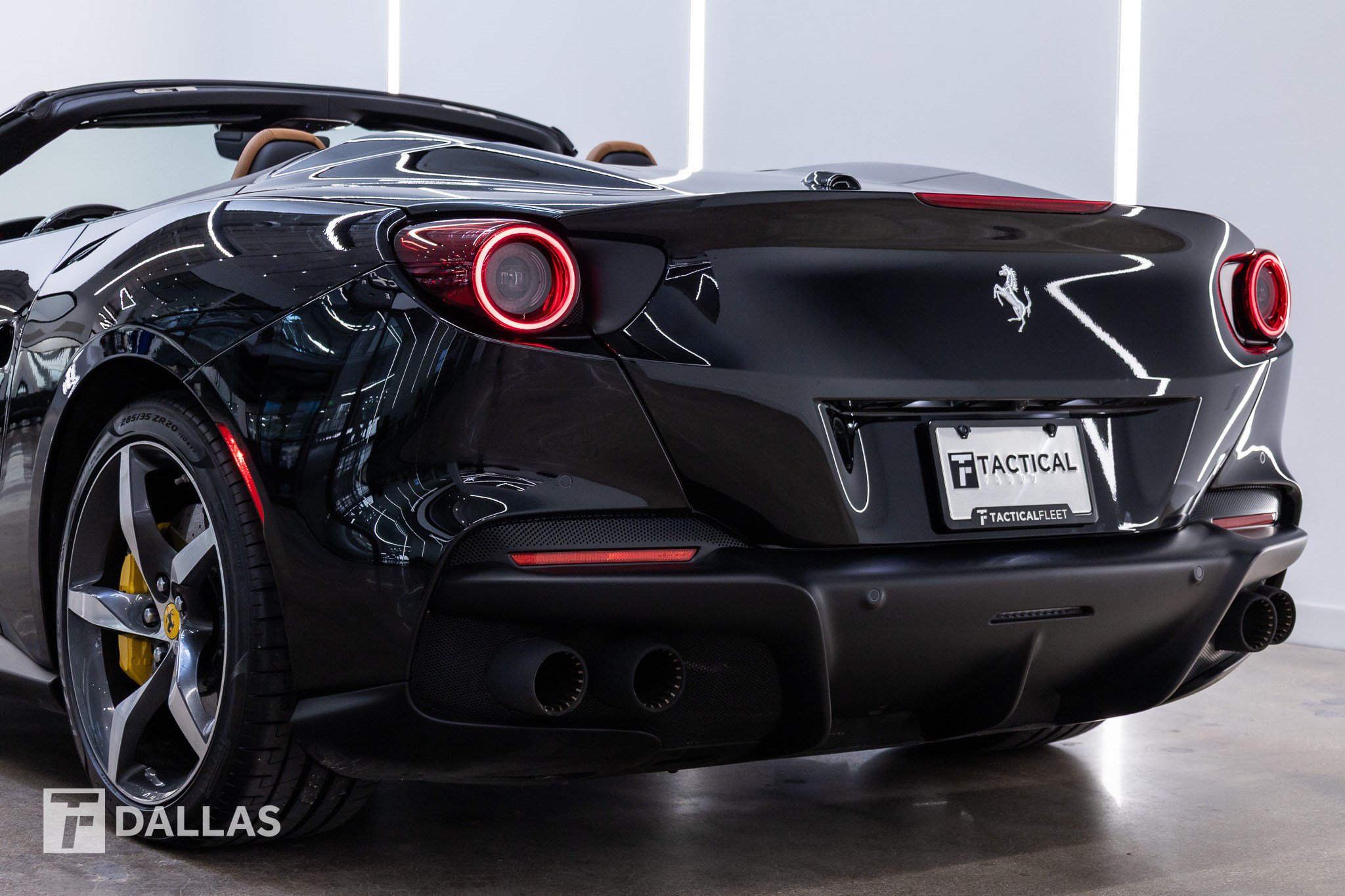 Used 2023 Ferrari Portofino M RWD image 9