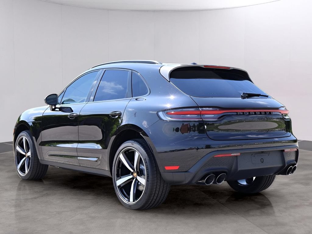 Certified 2025 Porsche Macan Turbo AWD/4WD image 3
