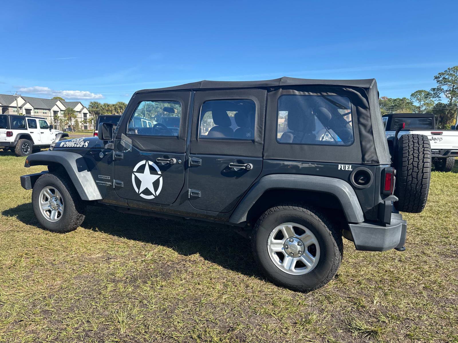 Used 2018 Jeep Wrangler Unlimited Sport w/ Connectivity Group image 5