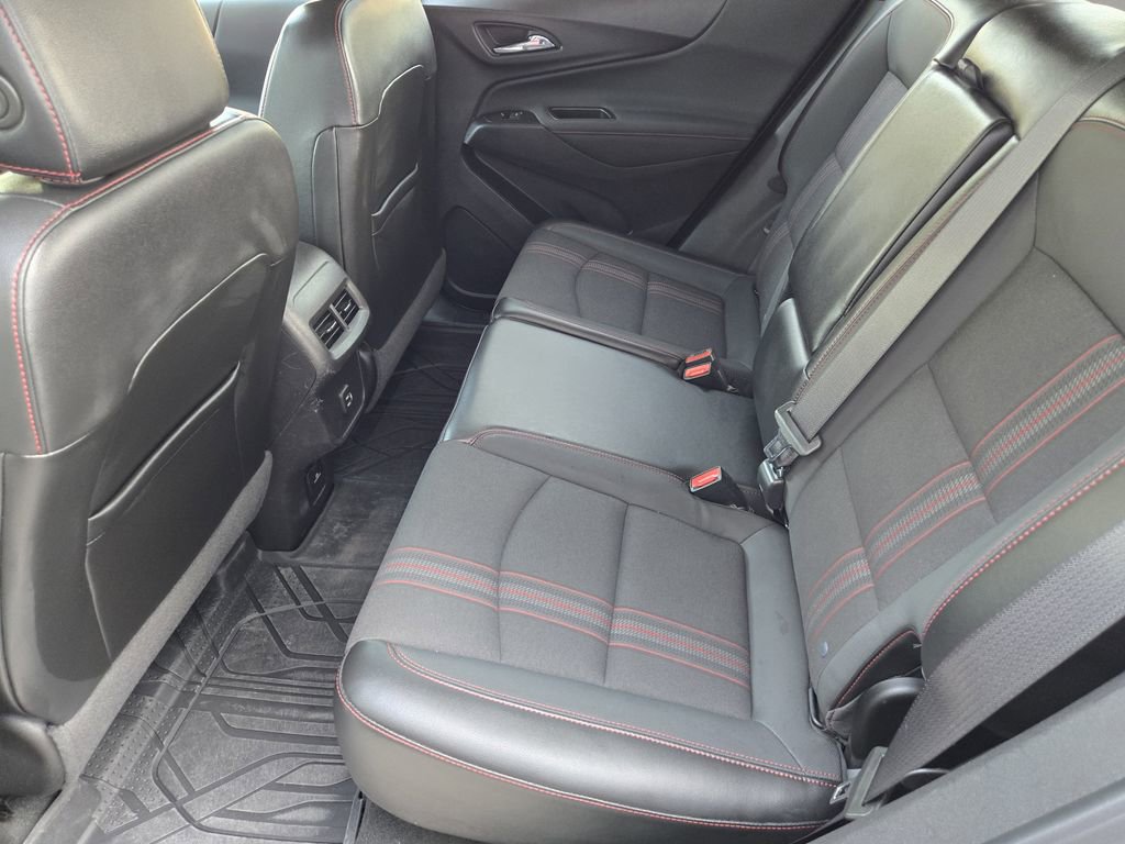 Used 2023 Chevrolet Equinox RS image 19