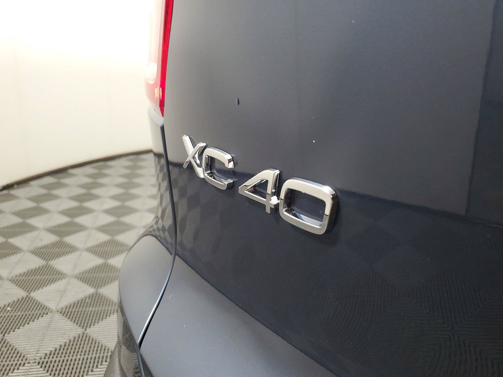 New 2026 Volvo XC40 B5 Plus w/ Protection Package Premier AWD/4WD image 8