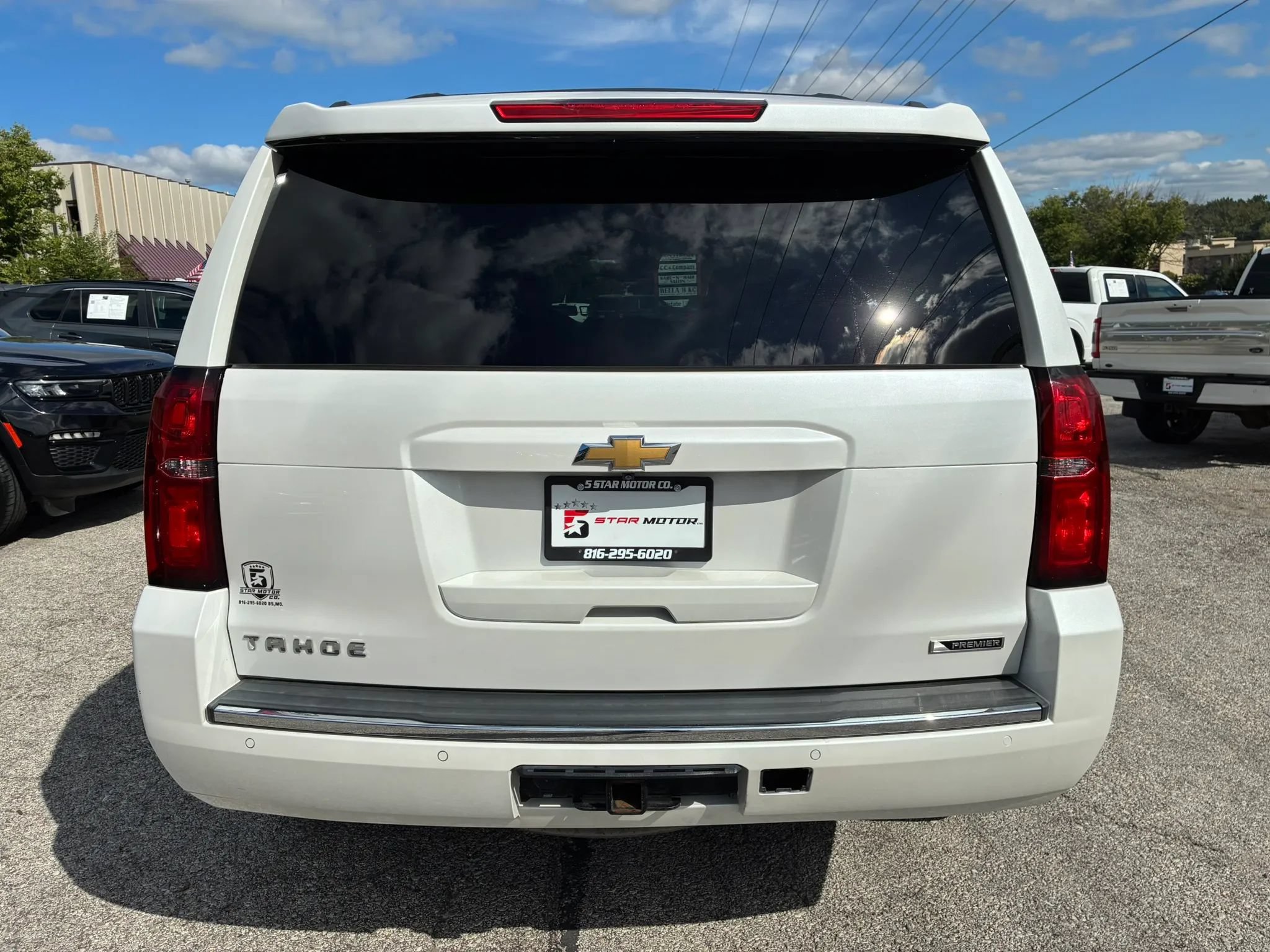 Used 2017 Chevrolet Tahoe Premier AWD/4WD image 6