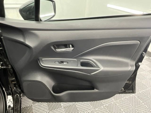 Used 2025 Nissan Versa SV image 12