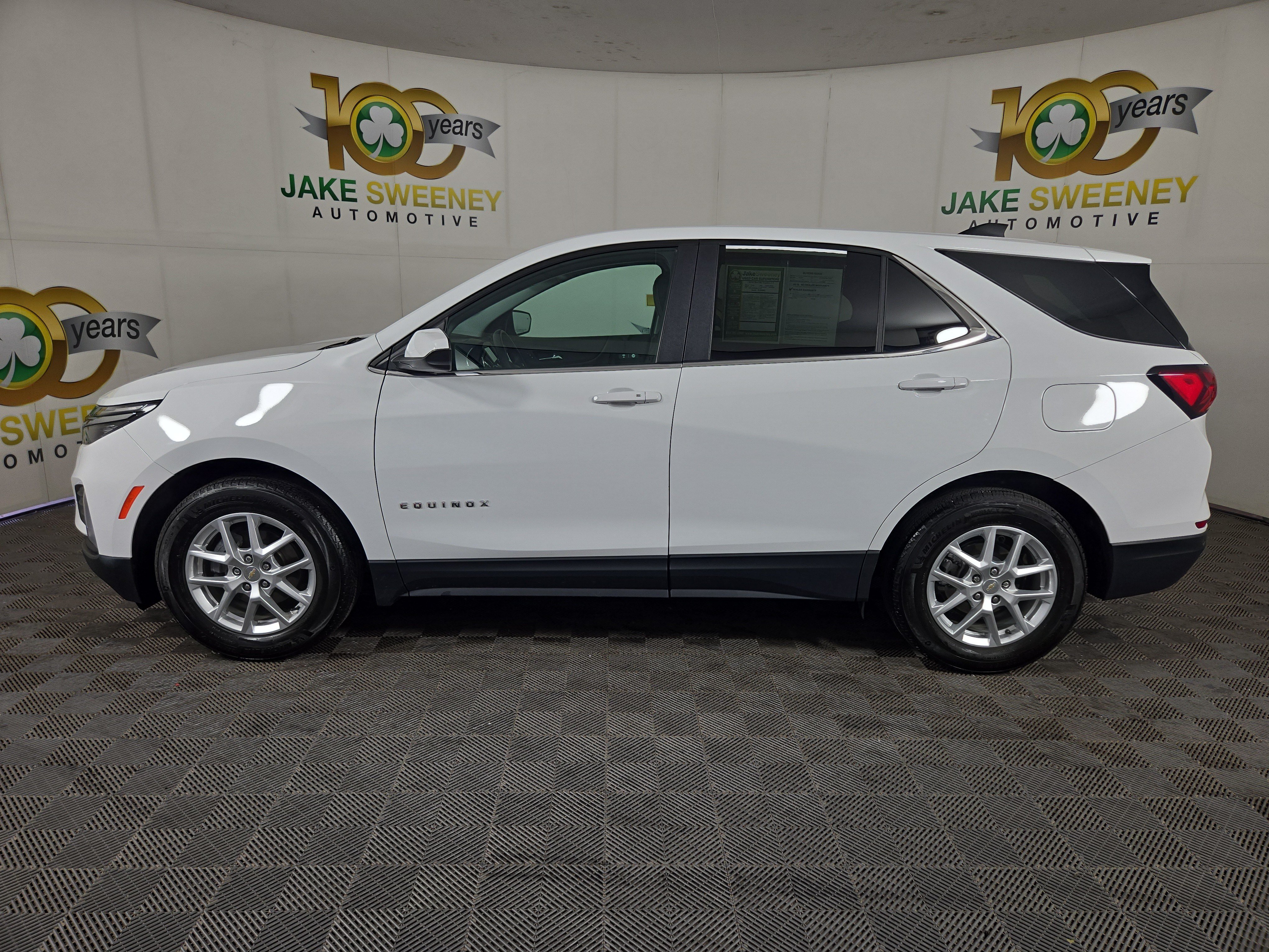 Certified 2024 Chevrolet Equinox LT FWD image 4
