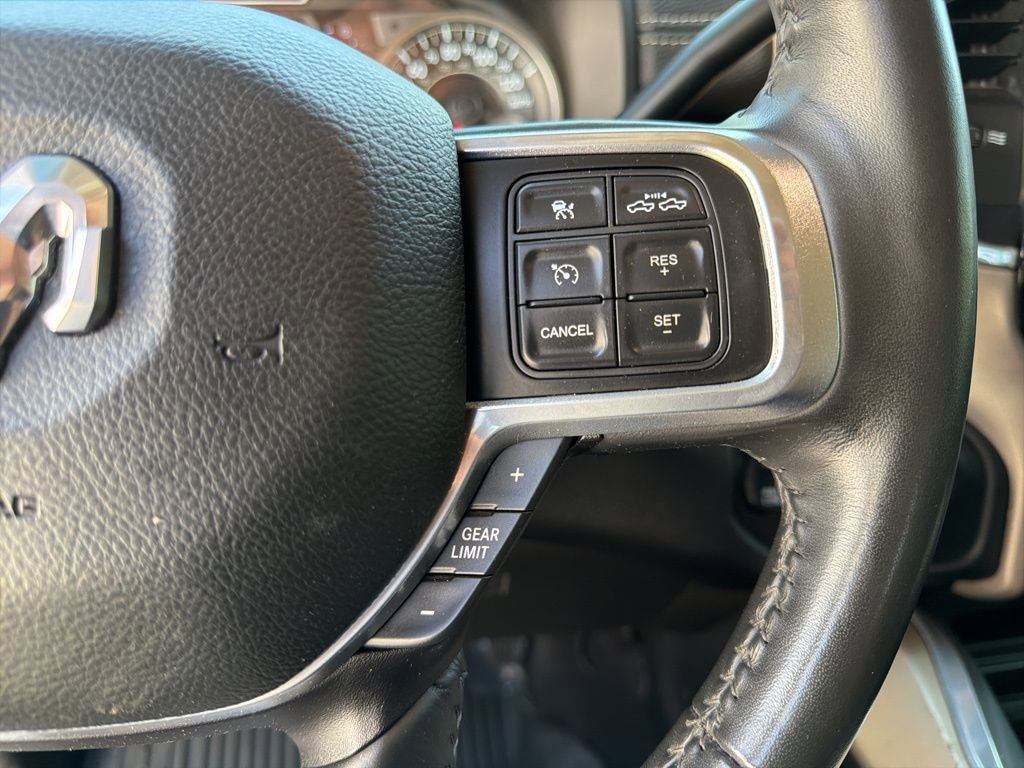 Used 2022 RAM 3500 Laramie AWD/4WD image 32