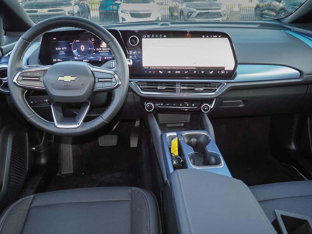 Used 2025 Chevrolet Equinox EV LT w/ Convenience Package FWD image 10