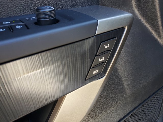 New 2026 Toyota Tundra Platinum AWD/4WD image 18