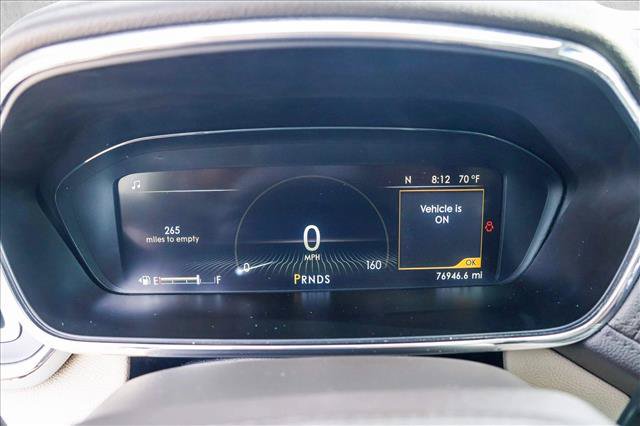 Used 2017 Lincoln Continental Select w/ Climate Package AWD/4WD image 15