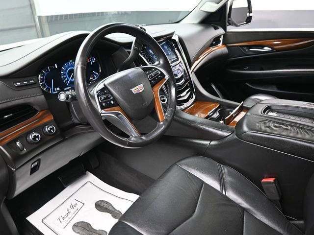 Used 2017 Cadillac Escalade Premium Luxury image 18