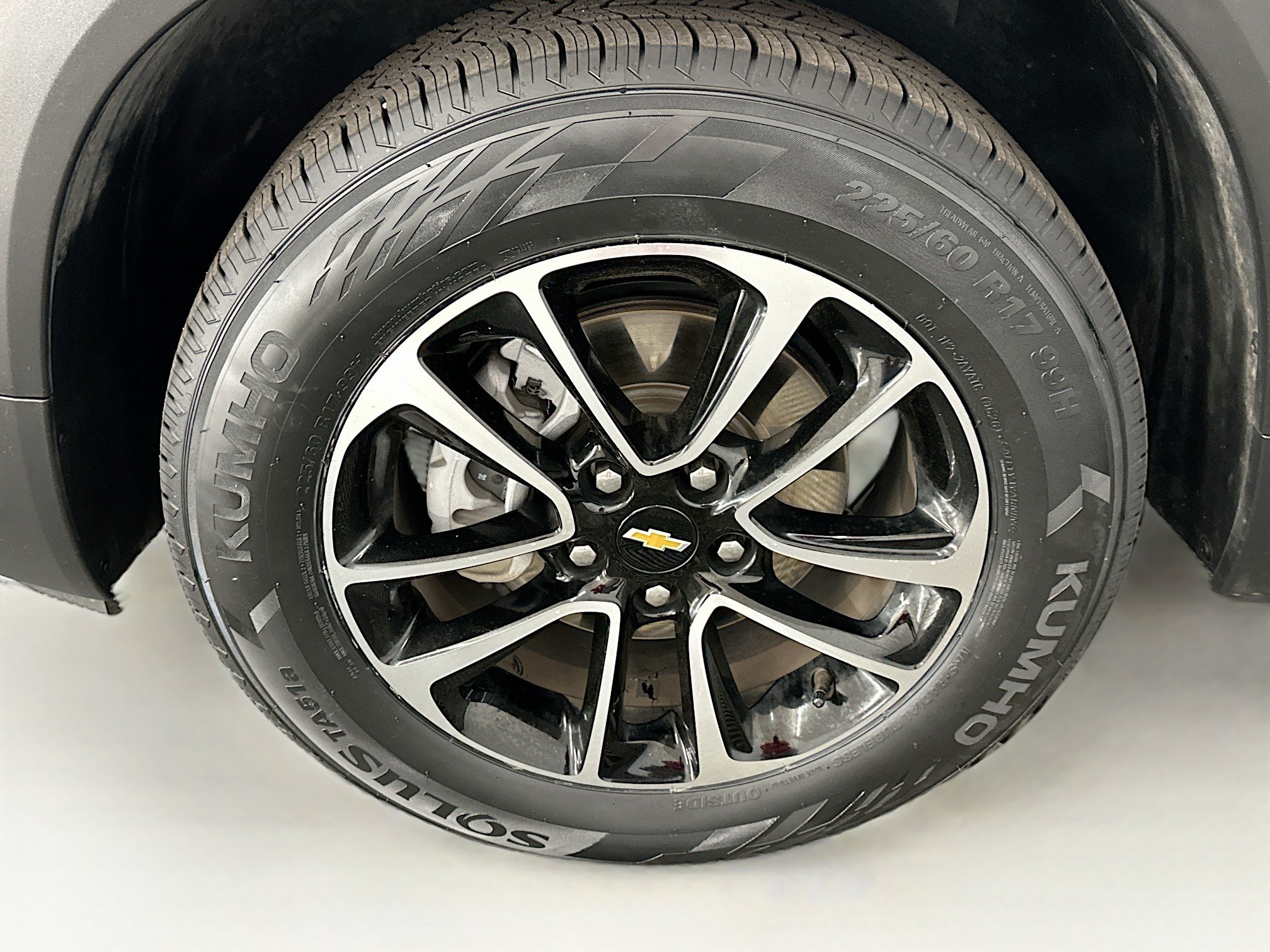 Used 2025 Chevrolet TrailBlazer LT AWD/4WD image 11
