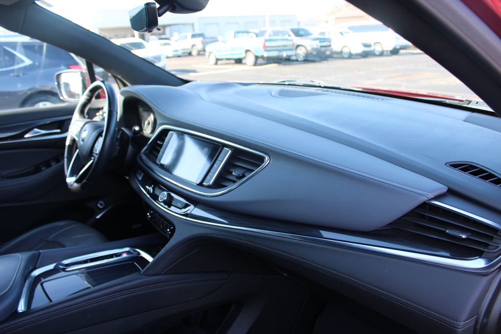 Used 2024 Buick Enclave Premium image 31