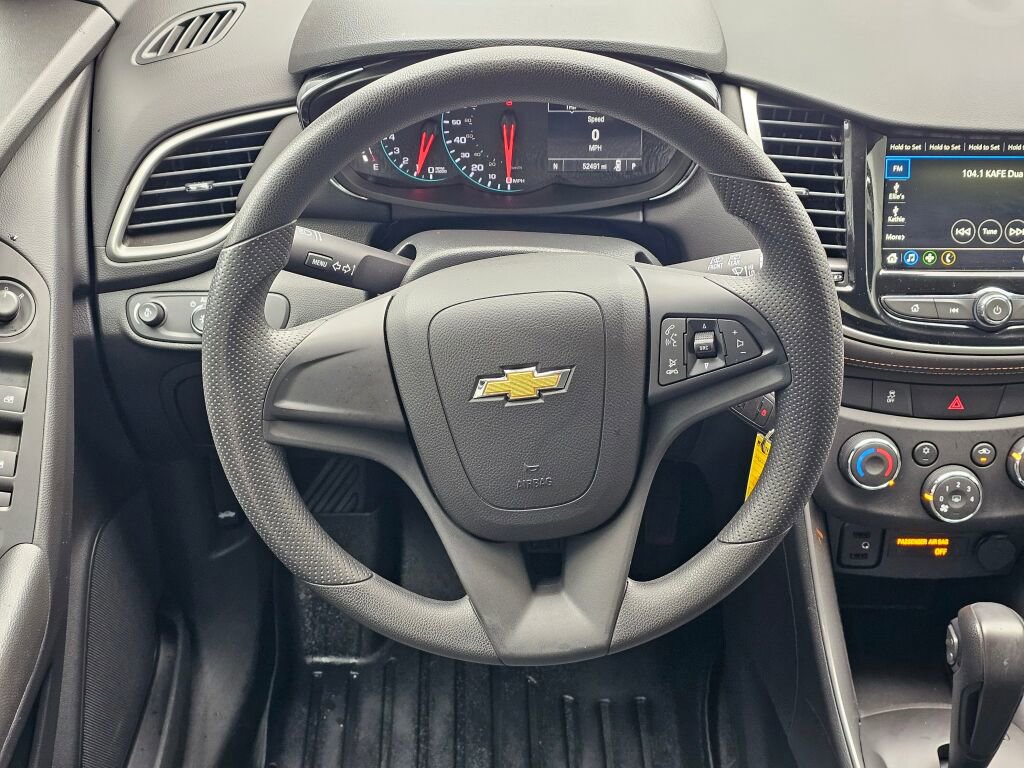 Used 2018 Chevrolet Trax LS AWD/4WD image 18