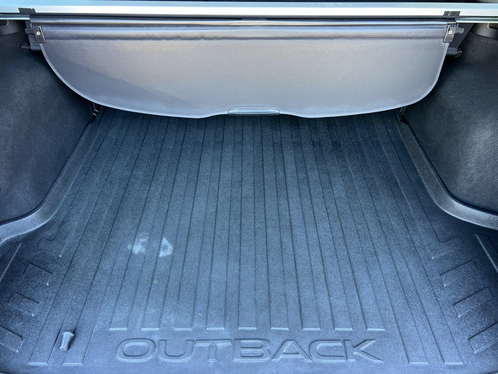 Used 2016 Subaru Outback 2.5i Limited AWD/4WD image 15