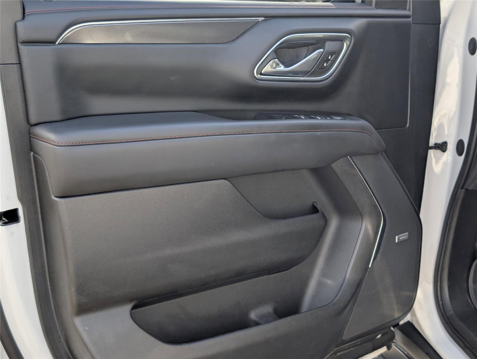 Used 2023 Chevrolet Tahoe RST image 13