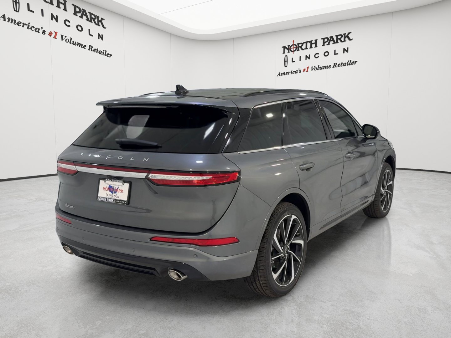New 2026 Lincoln Corsair Reserve AWD/4WD image 9