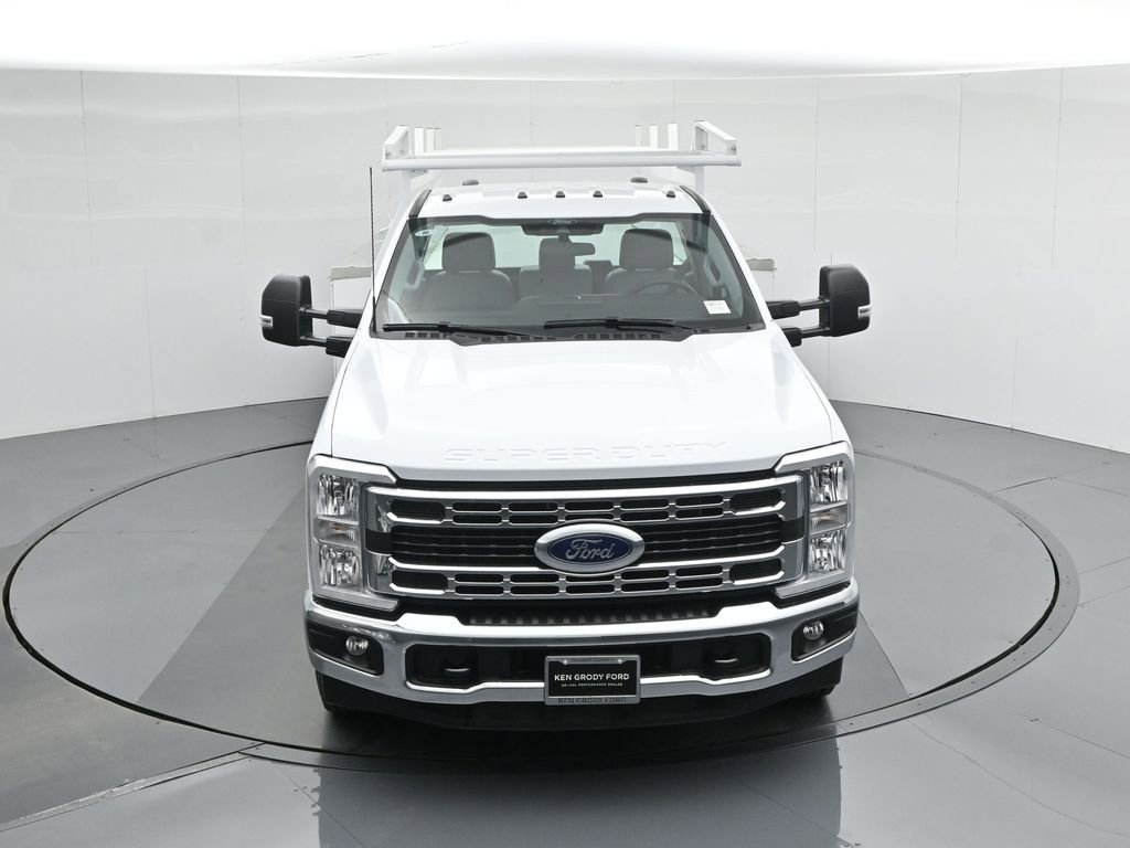 New 2026 Ford F350 XL w/ XL Chrome Package RWD image 37