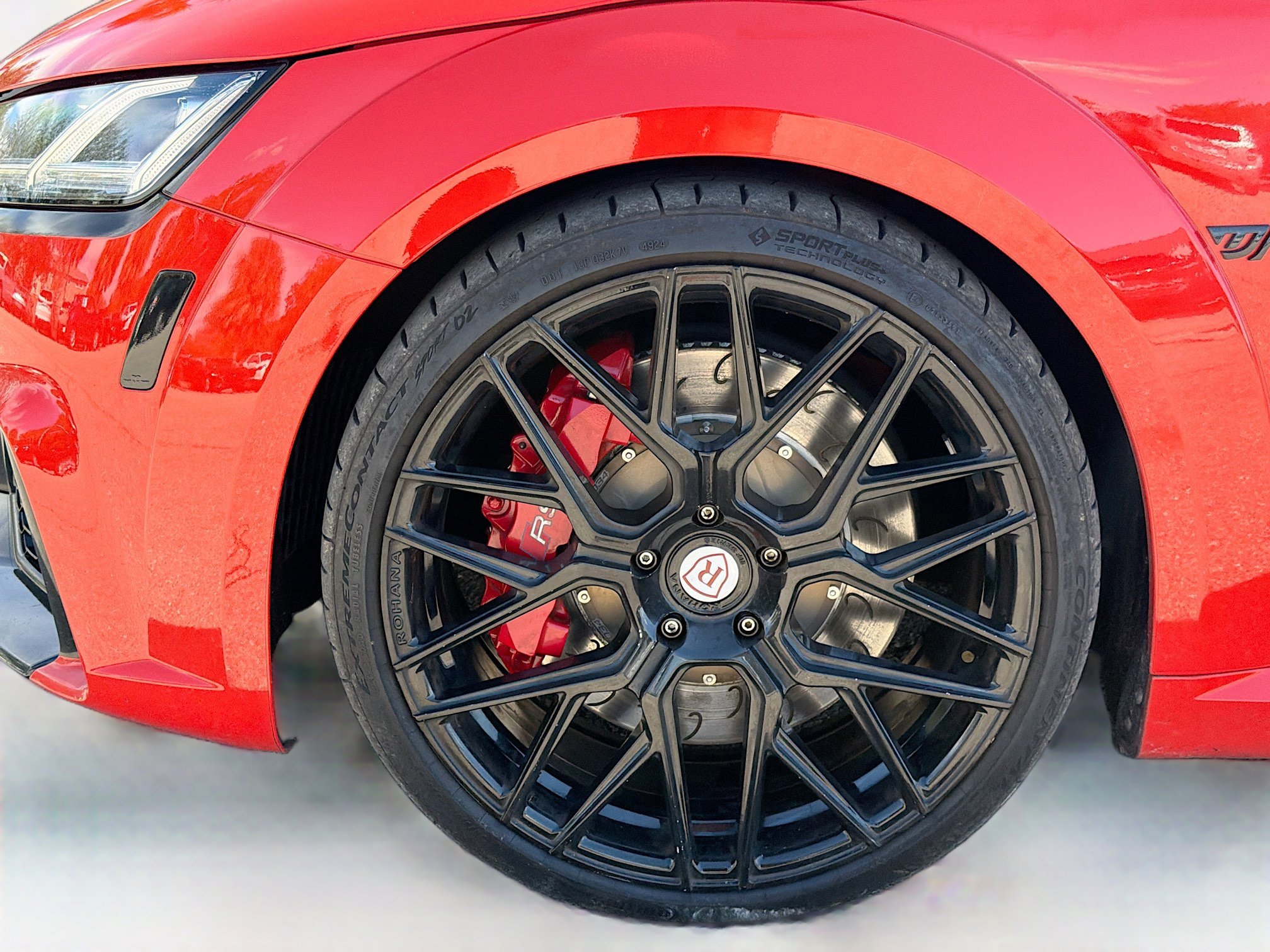 Used 2018 Audi TT RS w/ Technology Package image 38