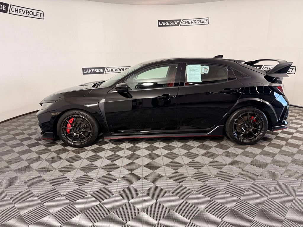 Used 2017 Honda Civic Type R image 3
