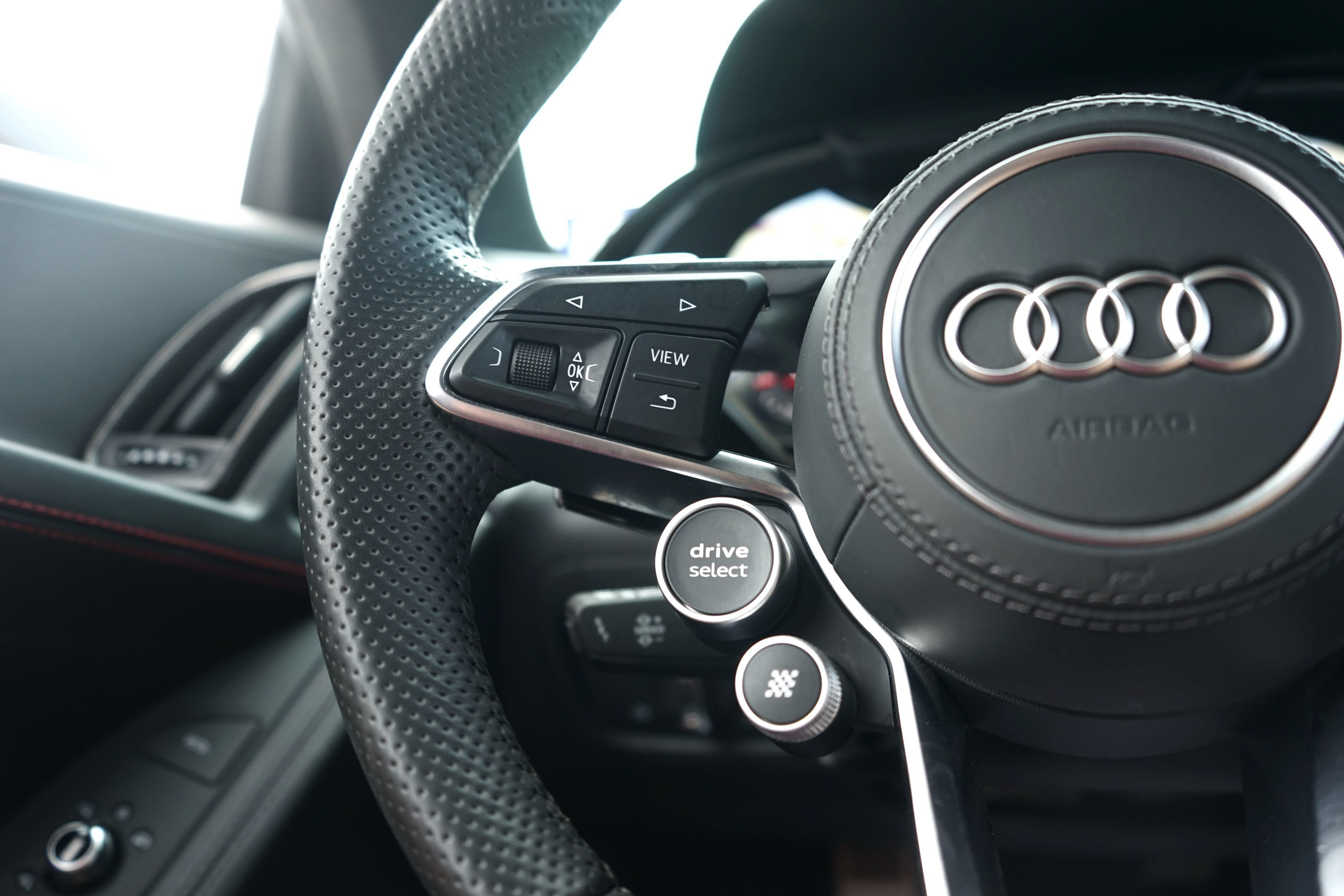 Used 2018 Audi R8 V10 plus AWD/4WD image 18