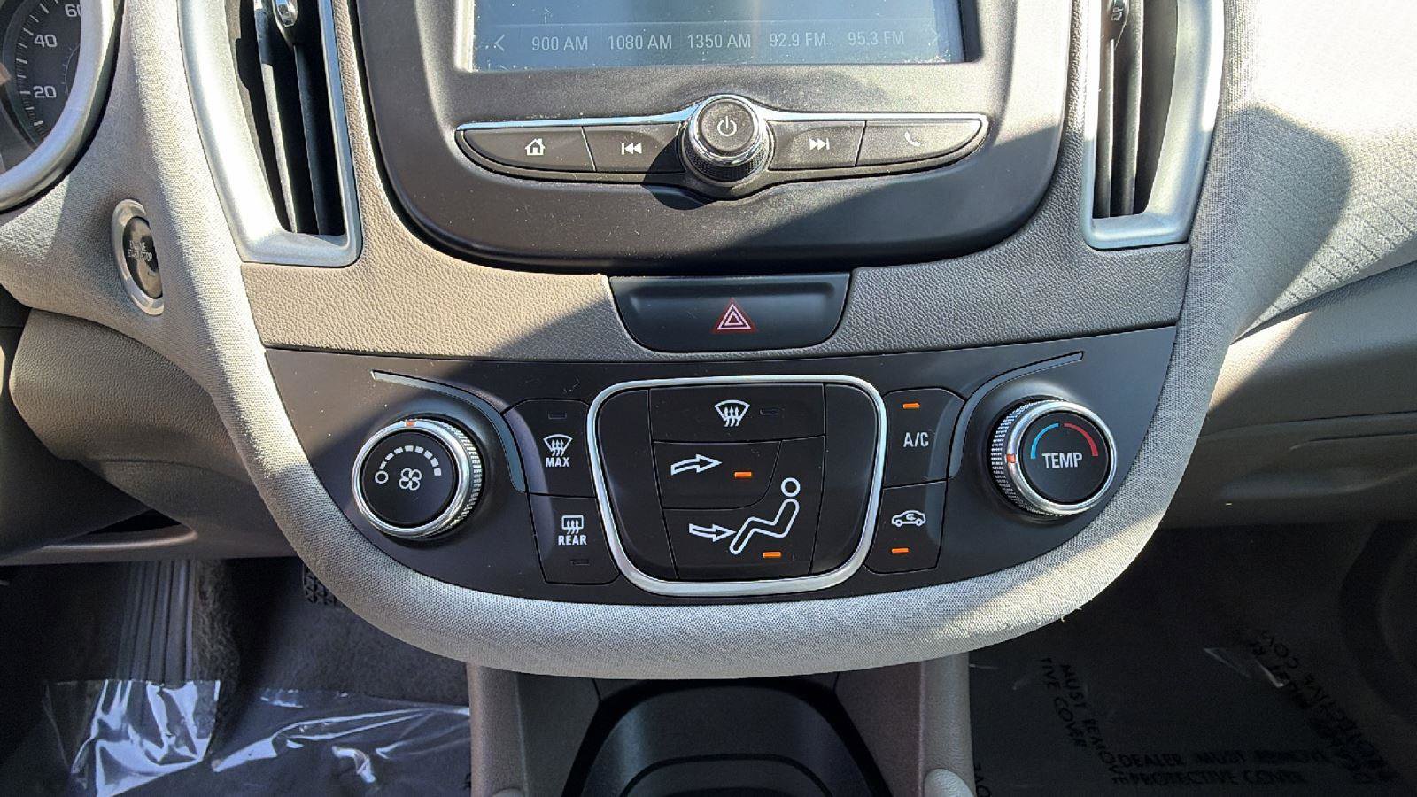 Used 2018 Chevrolet Malibu LS image 19