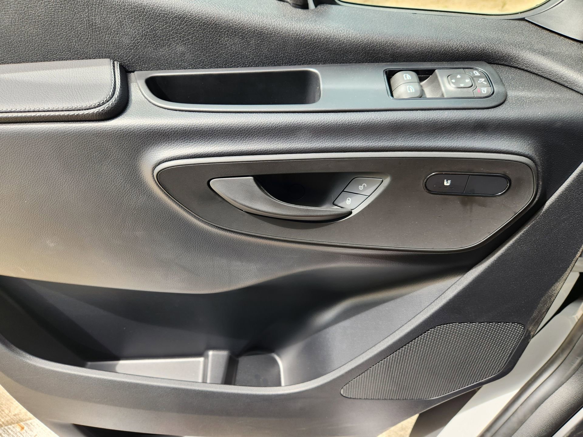 New 2025 Mercedes-Benz Sprinter 2500 image 17