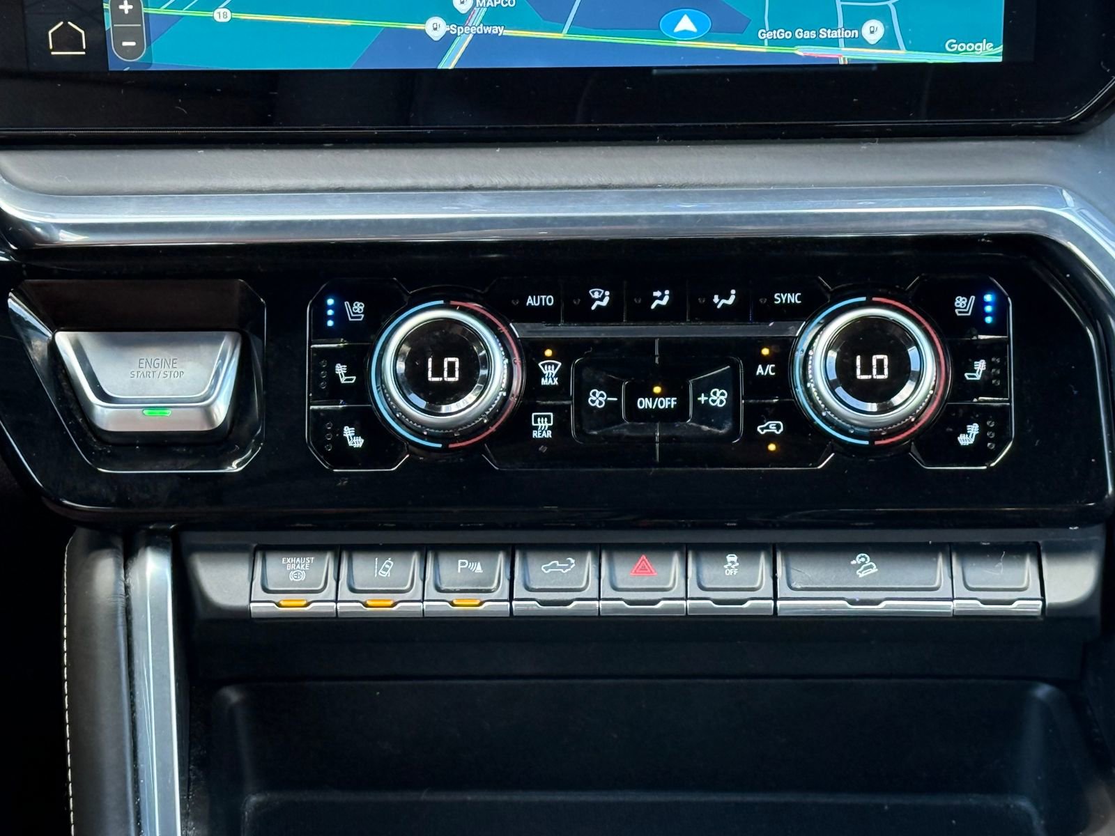 Used 2024 GMC Sierra 2500 Denali Ultimate w/ Max Trailering Package image 21