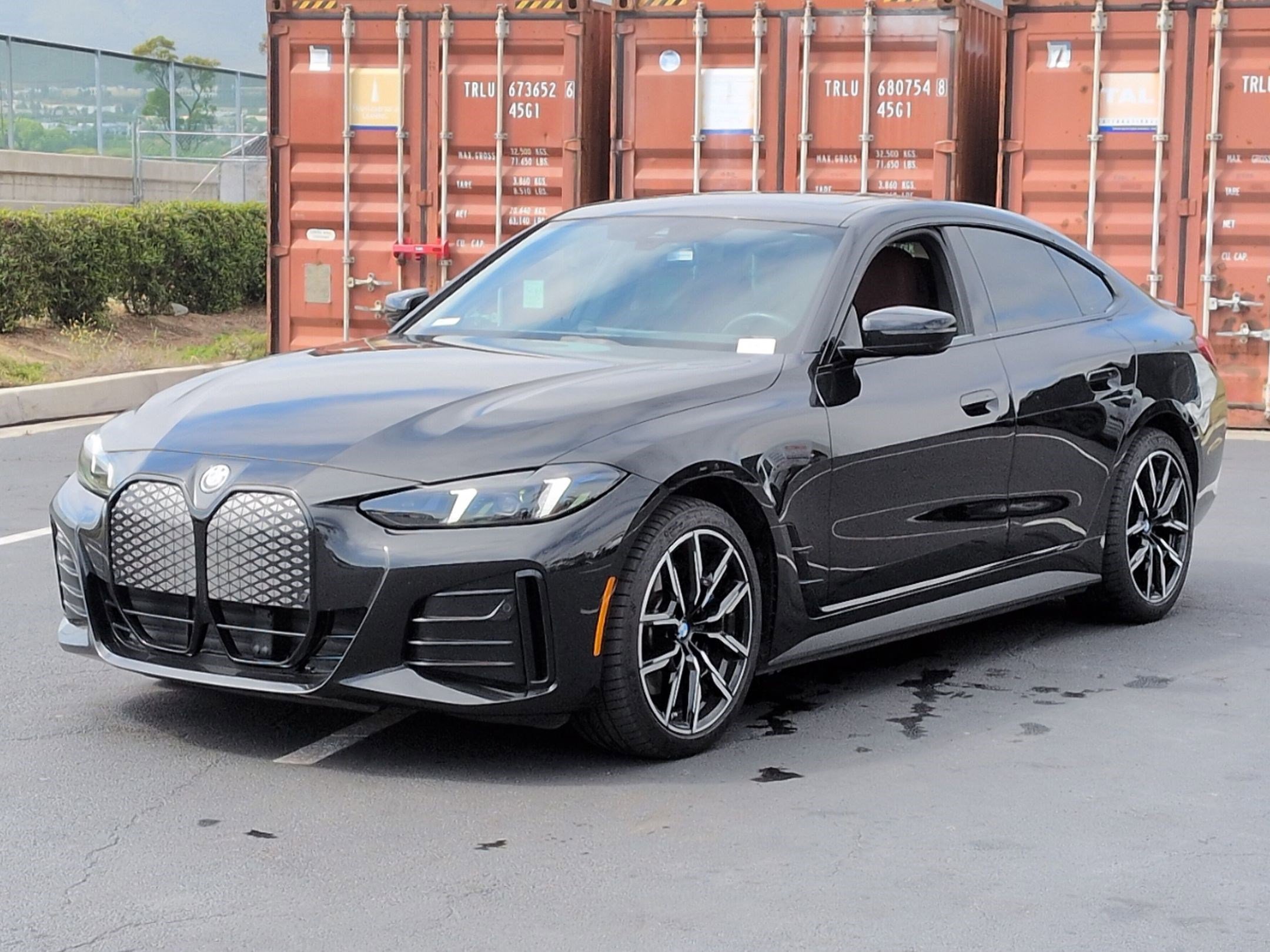 Certified 2025 BMW i4 eDrive40 w/ M Sport Package RWD image 5