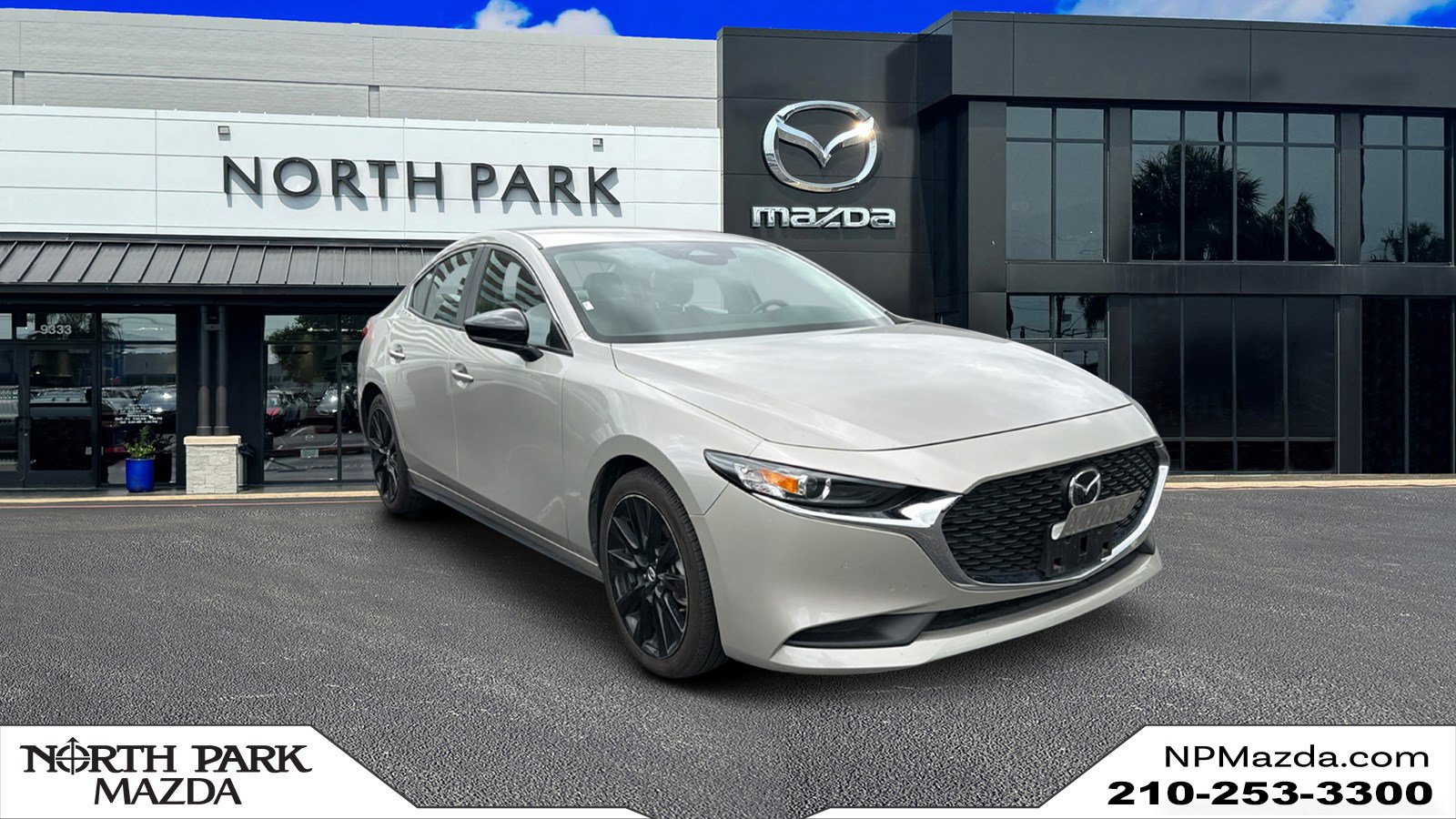 Used 2024 MAZDA MAZDA3 s FWD image 1
